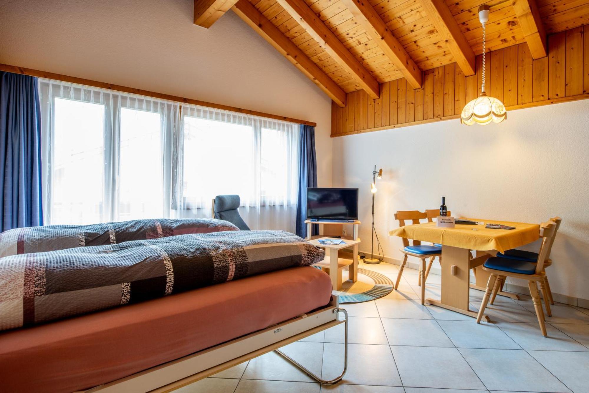 Haus Avalanche Apartment Саас-Фее Стая снимка