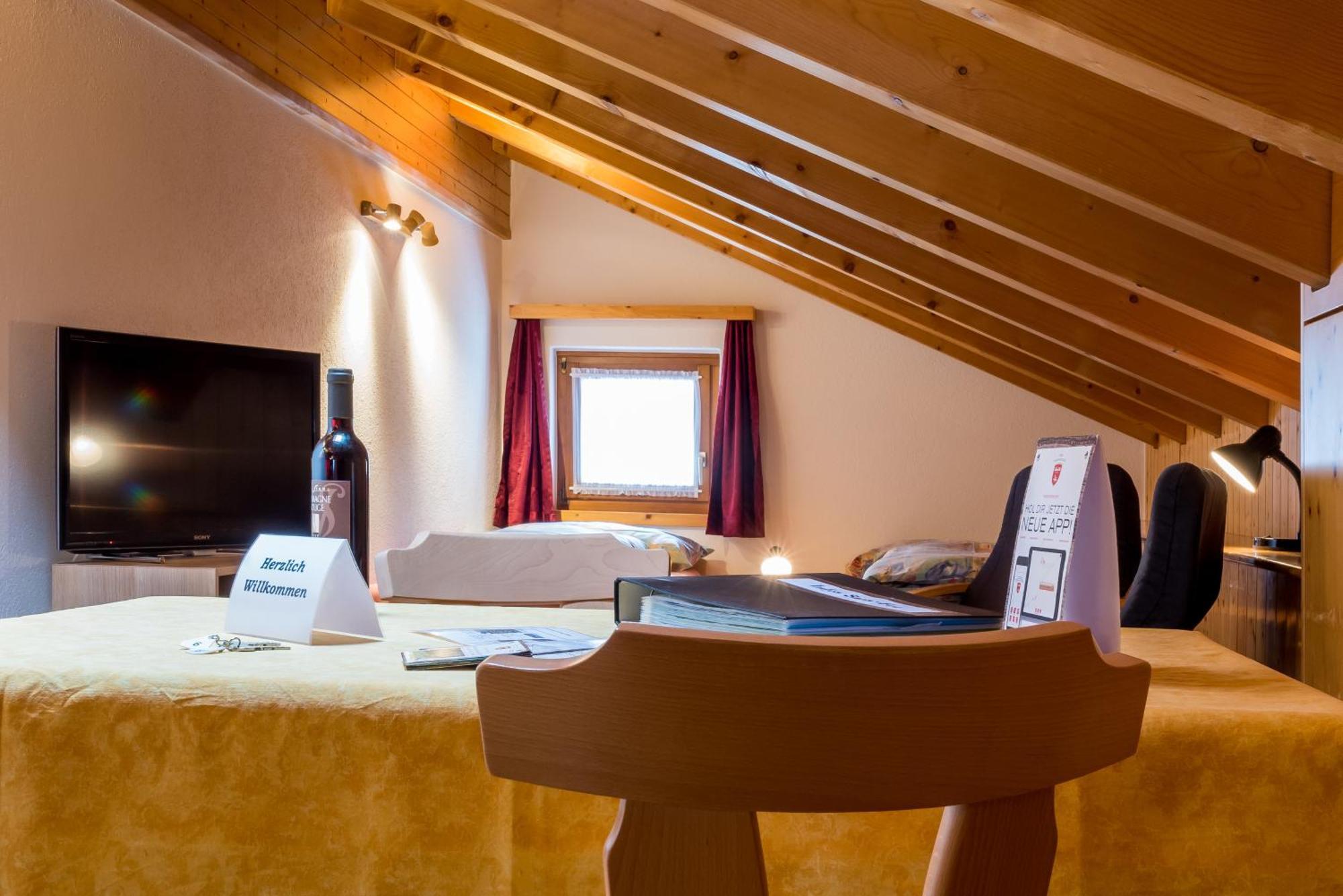 Haus Avalanche Apartment Саас-Фее Стая снимка